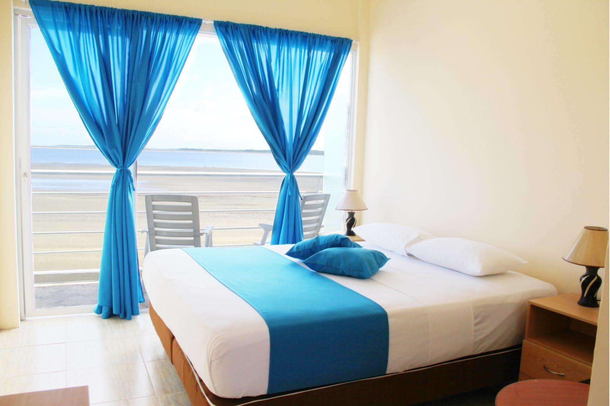 Hotel Crucero Cojimíes Extérieur photo